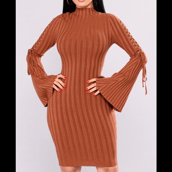 Knit mini dress - Picture 1 of 3